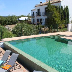 Maart 2020: Arriadh Hotel in Spanje gereserveerd voor training in juni